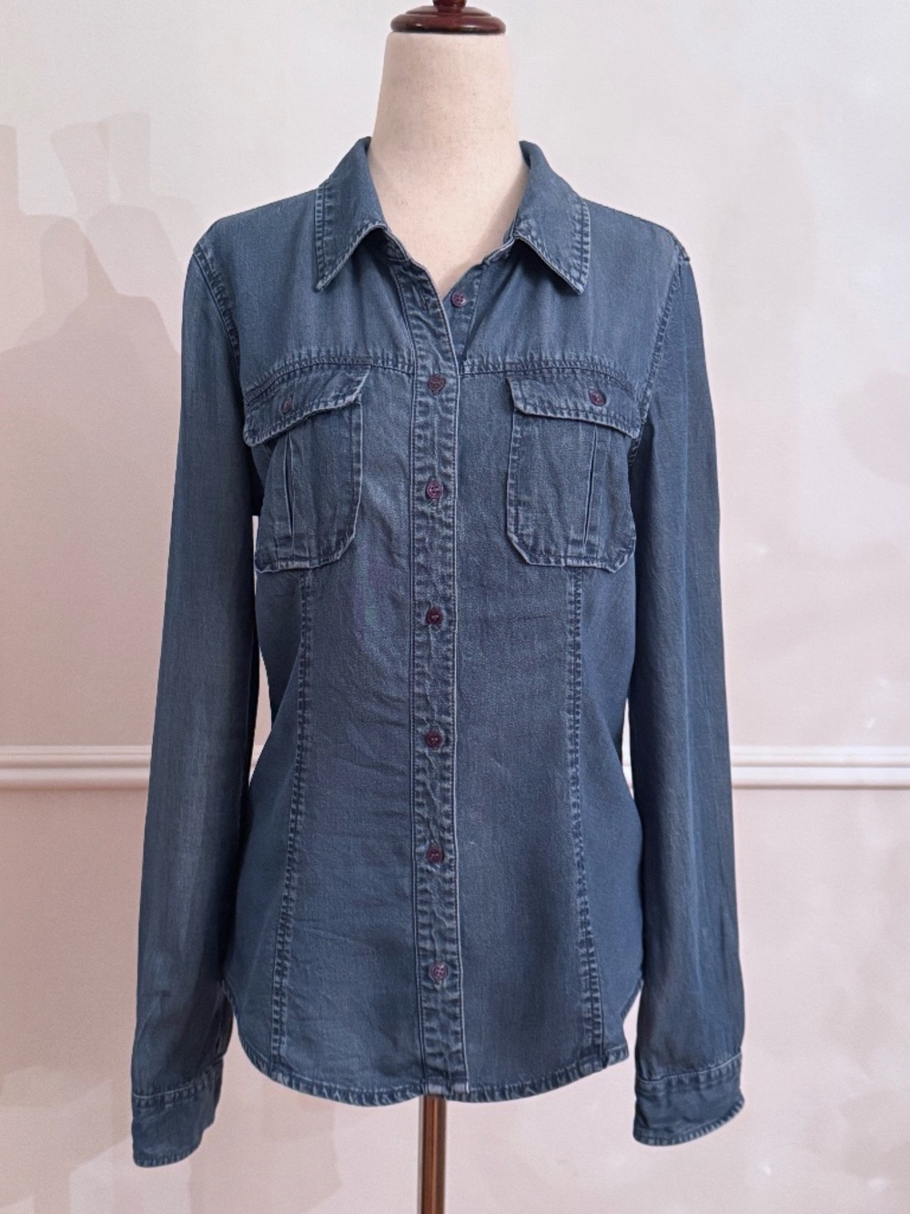 Guess Natalie Shirt Chambray Lyocell Button Down Slim Fit Flap Pocket M